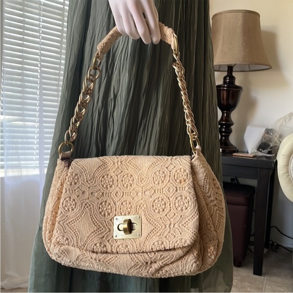 - Imoshion Cream Crochet Purse - Picture 1 of 13